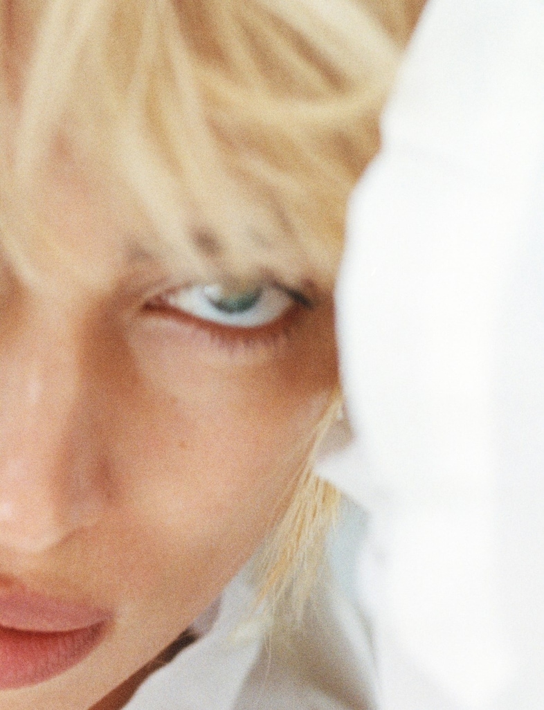 Irina Shayk for AnOther Magazine Spring/Summer 2025 D&amp;G