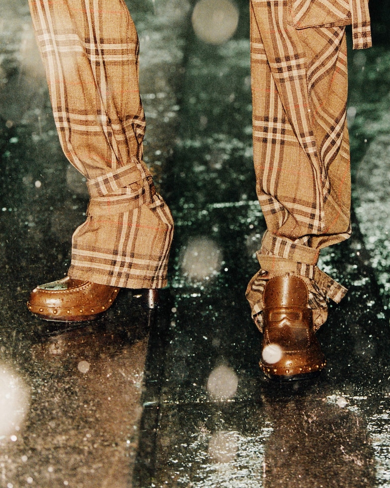 It_s Always Burberry Weather_ London in Love - 4x5