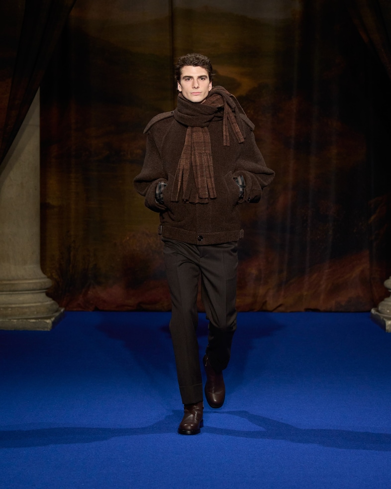 Burberry Winter 2025 Show - Look 2