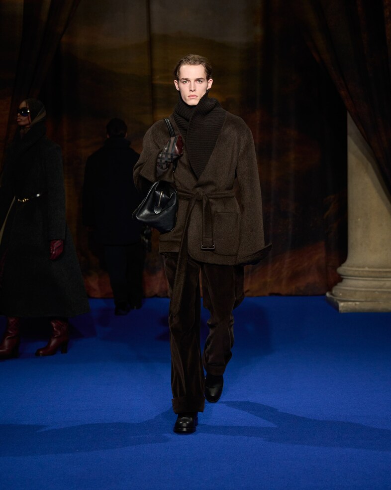Burberry Winter 2025 Show - Look 24