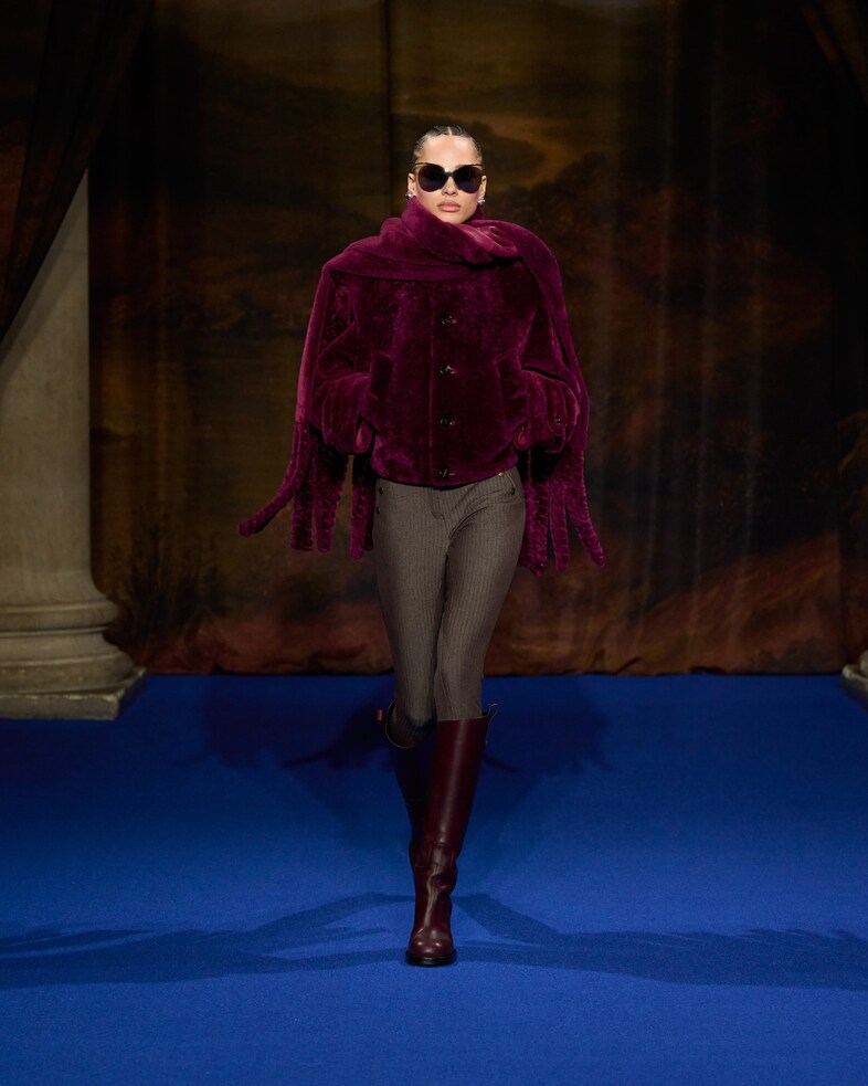 Burberry Winter 2025 Show - Look 29