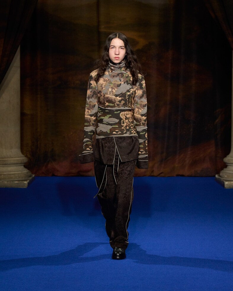 Burberry Winter 2025 Show - Look 36