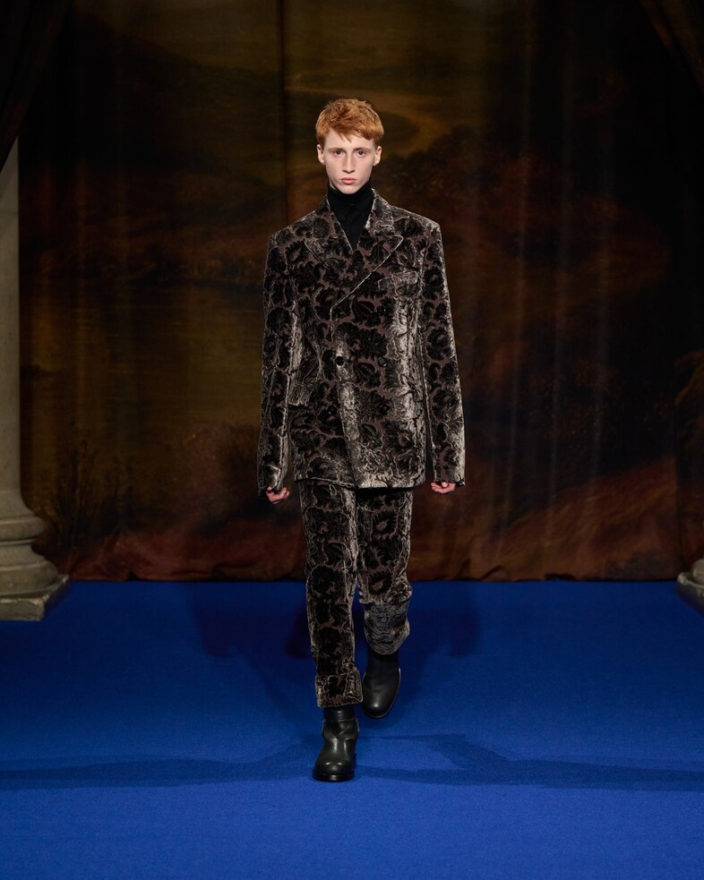 Burberry Winter 2025 Show - Look 41