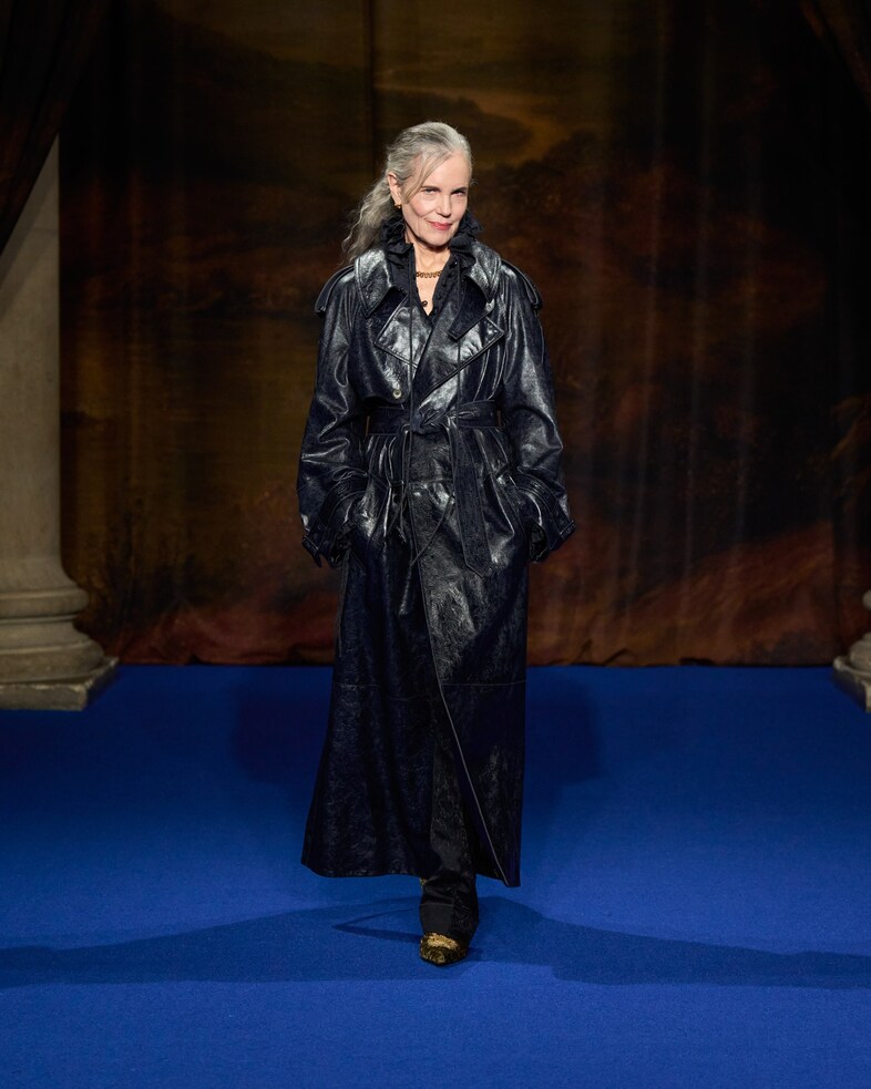 Burberry Winter 2025 Show - Look 52