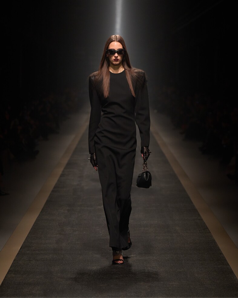 VERSACE FALL-WINTER 2025 - Look (8)