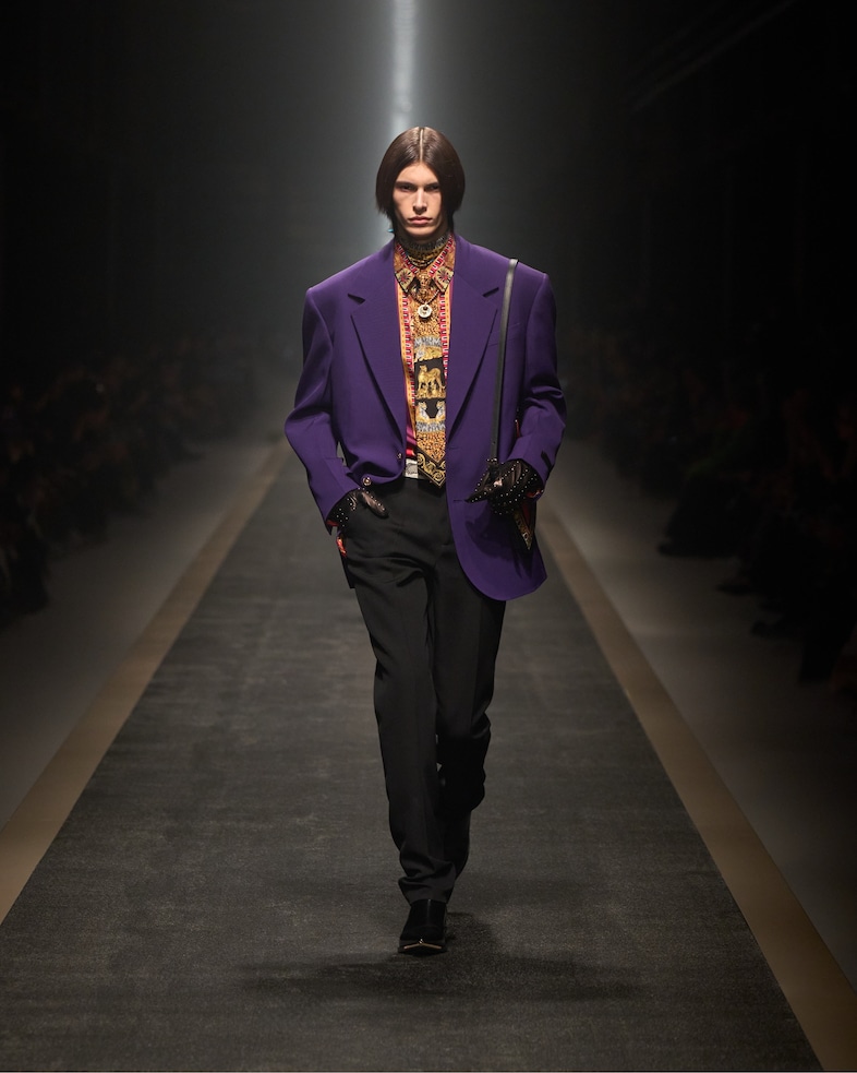VERSACE FALL-WINTER 2025 - Look (27)