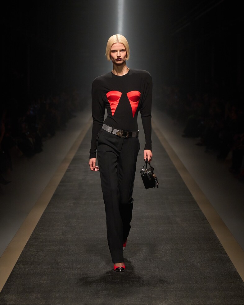 VERSACE FALL-WINTER 2025 - Look (32)