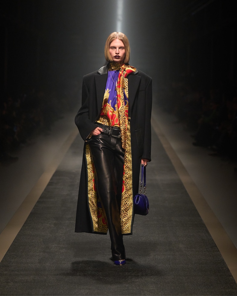 VERSACE FALL-WINTER 2025 - Look (34)