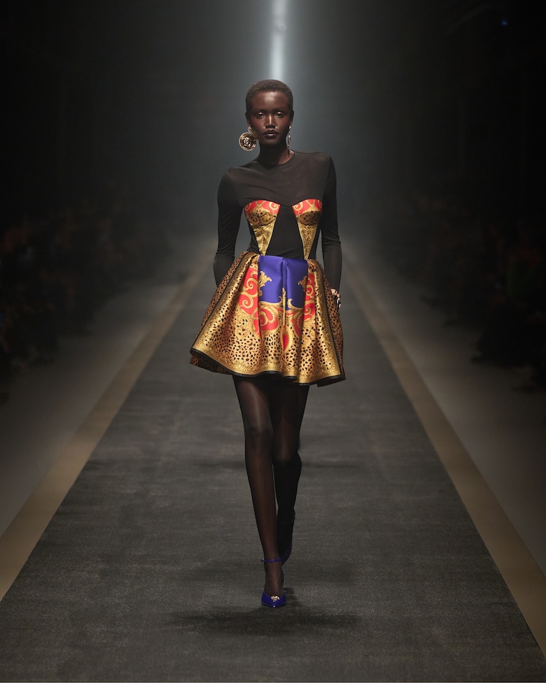 VERSACE FALL-WINTER 2025 - Look (37)