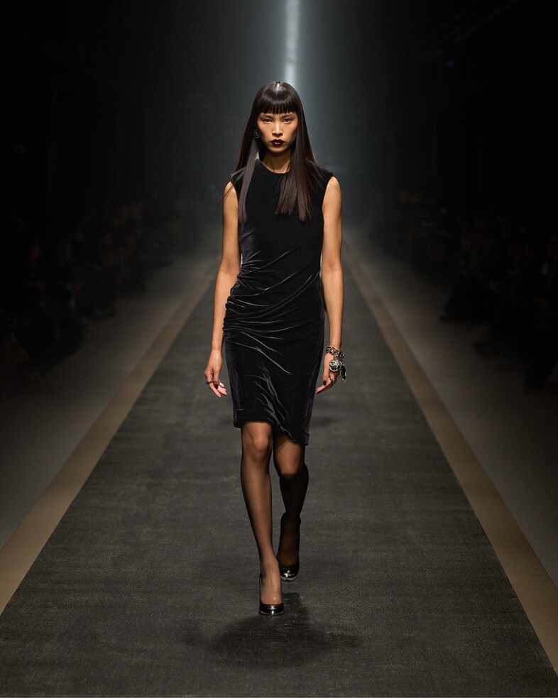VERSACE FALL-WINTER 2025 - Look (44)