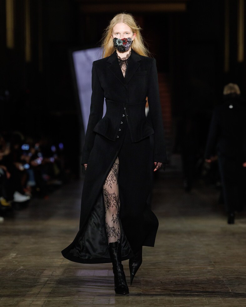 McQueen_AW25_Look_05