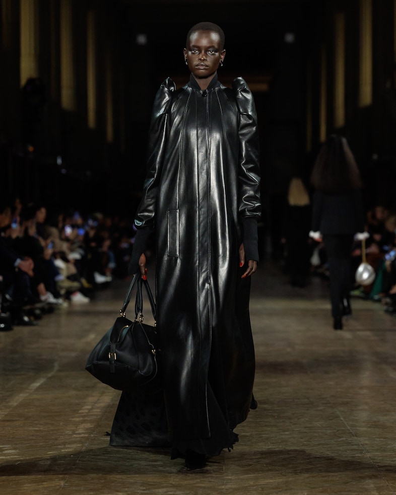 McQueen_AW25_Look_07