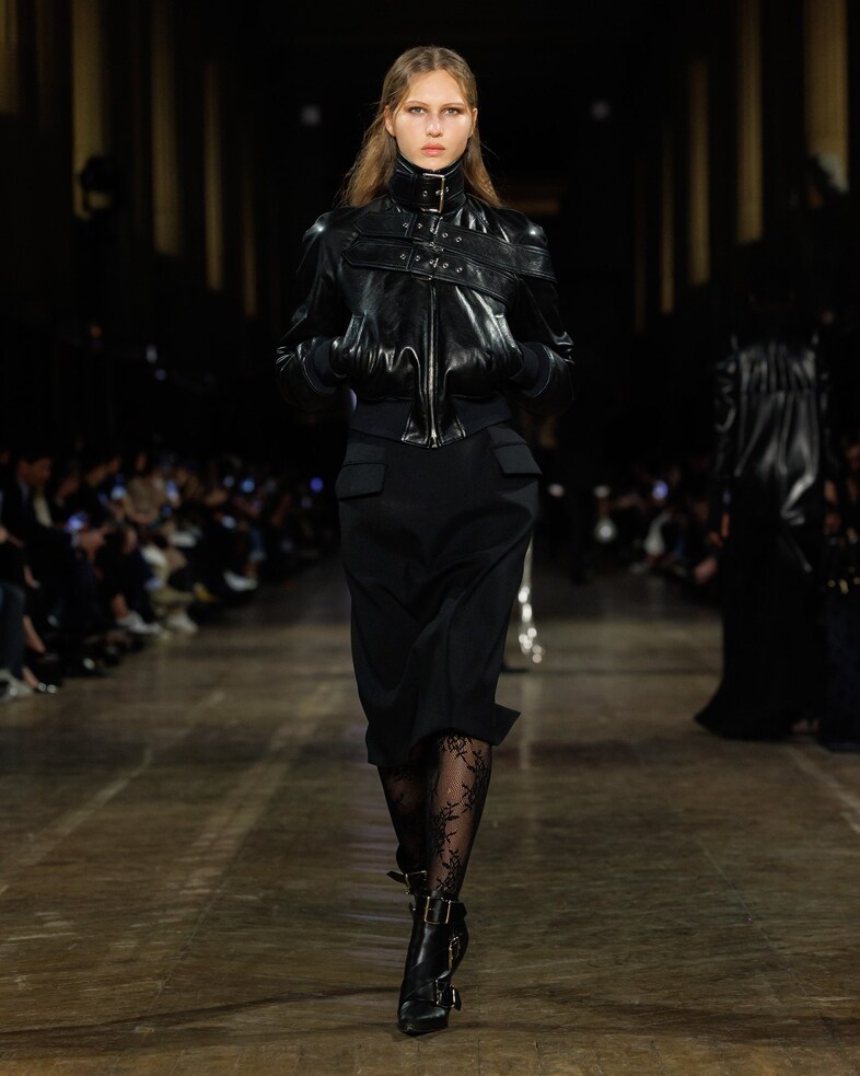 McQueen_AW25_Look_08