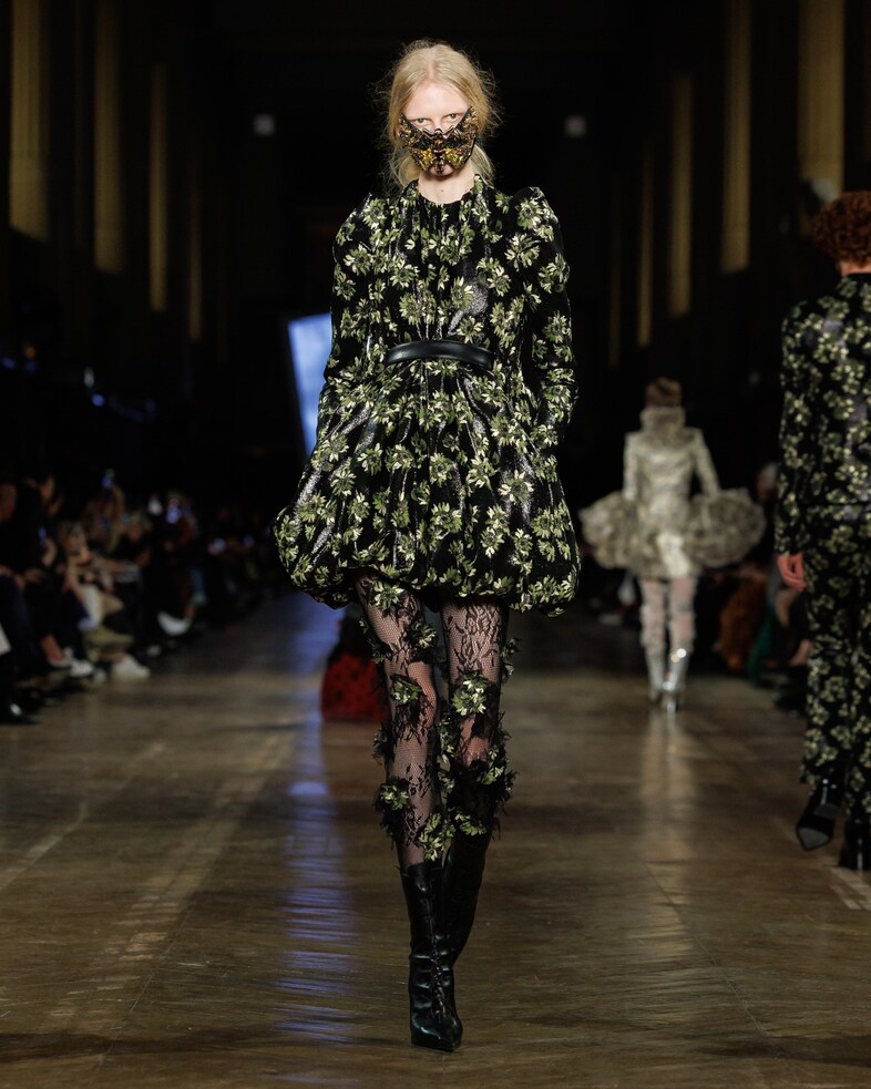 McQueen_AW25_Look_41