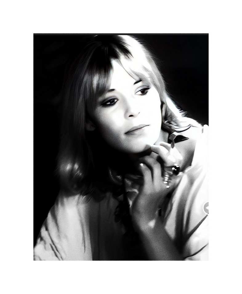 On the Set of Performance by Andrew Maclear