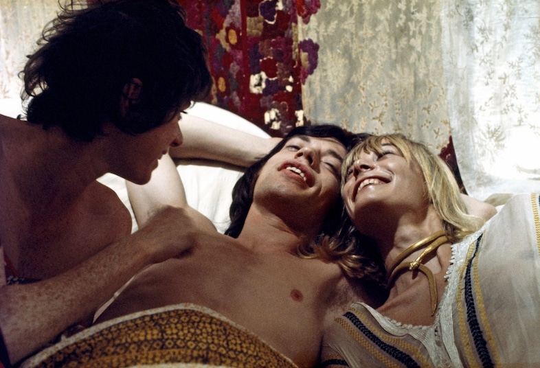 On the Set of Performance by Andrew Maclear