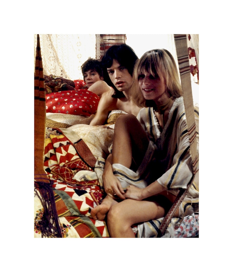 On the Set of Performance by Andrew Maclear