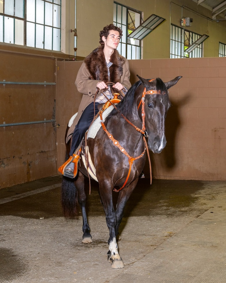 ManII04_COV4_AlecSoth_EllieGraceCumming_03