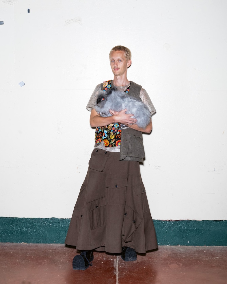 ManII04_COV4_AlecSoth_EllieGraceCumming_15