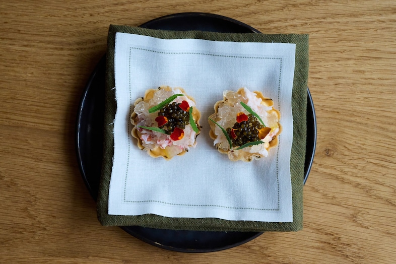 Lobster claw tartlet at Maré 