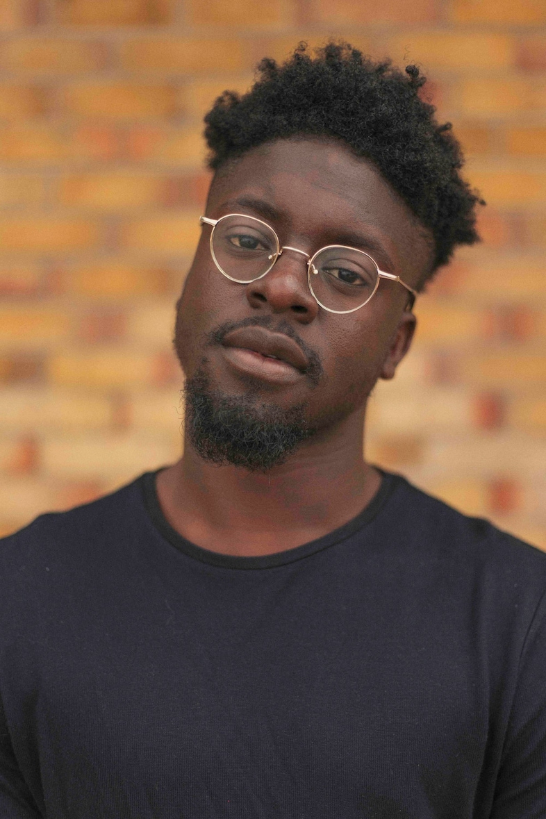 Oluwaseun Olayiwola by Jury Dominguez