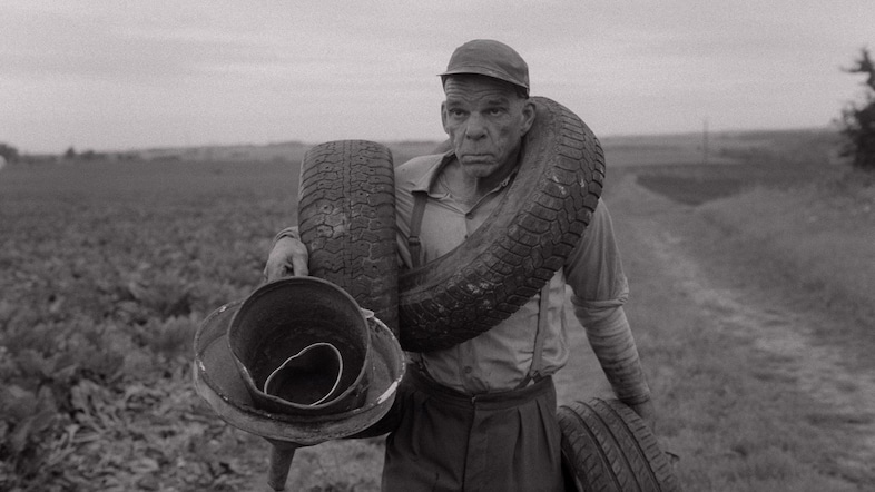 Denis Lavant Is Still Acting for the Beauty of the Gesture