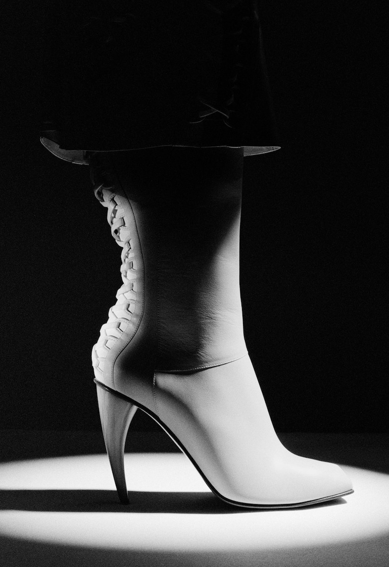 AnOther Loves: A Cavalier Bucket Fold Boot