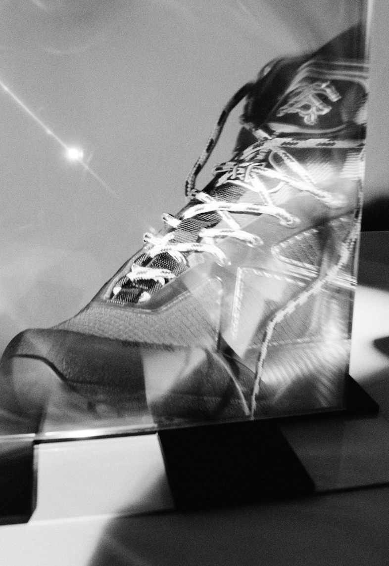 AnOther Loves: A Tartan Trainer