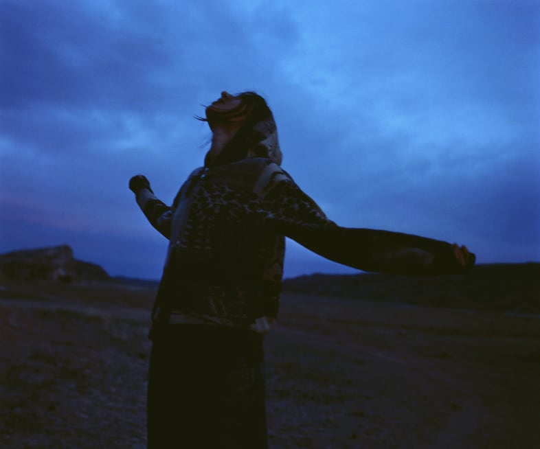 2847_IMAGINE_KW_TRACKS_INNEN_Arms Up Desert Syd_sR