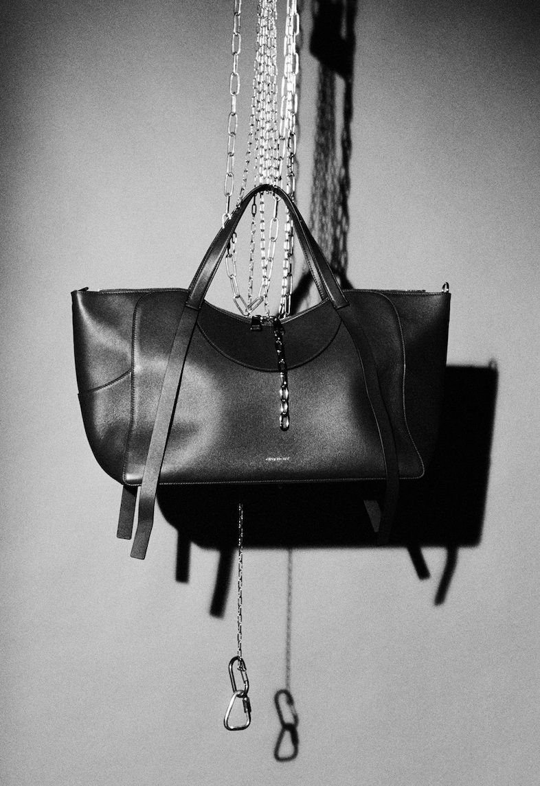 AnOther Loves: A Snatched Bag