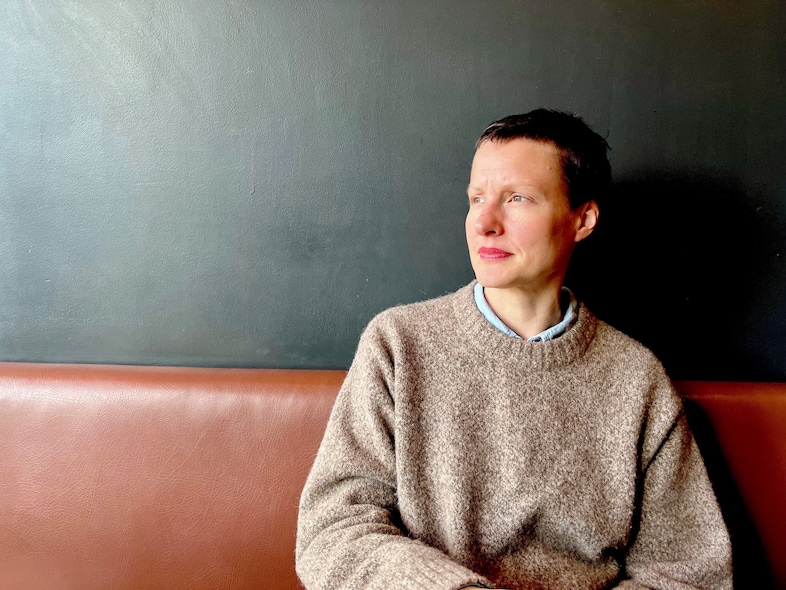 Alex Hyde’s Novel Explores the Obsessive World of the YBAs