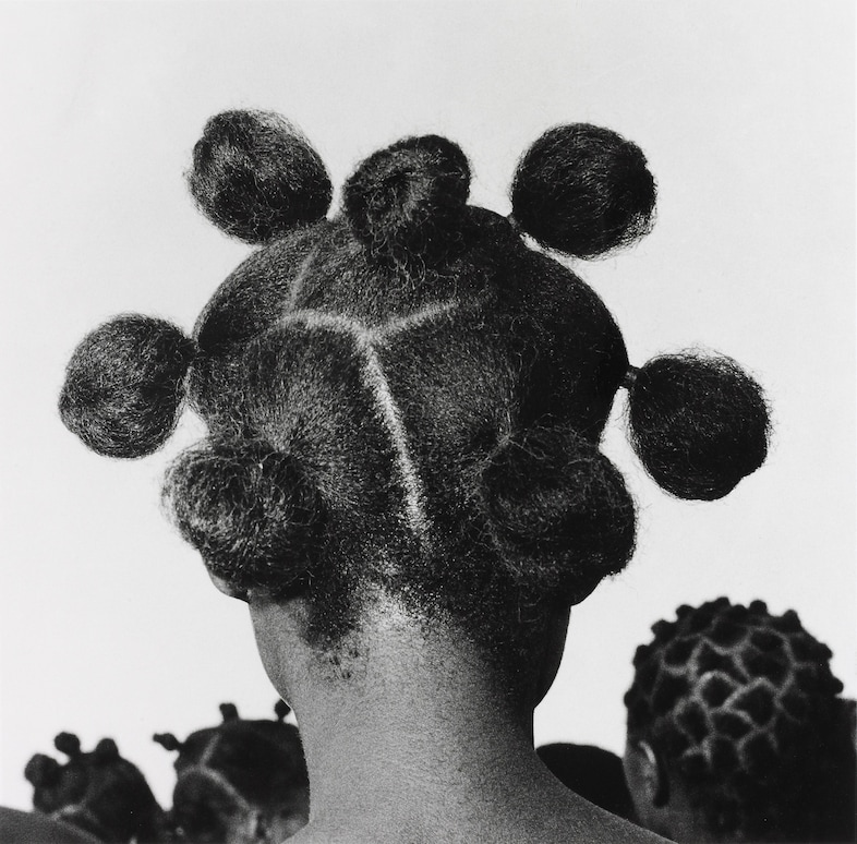 J.D. 'Okhai Ojeikere, Untitled (Mpuk Eba), 1974