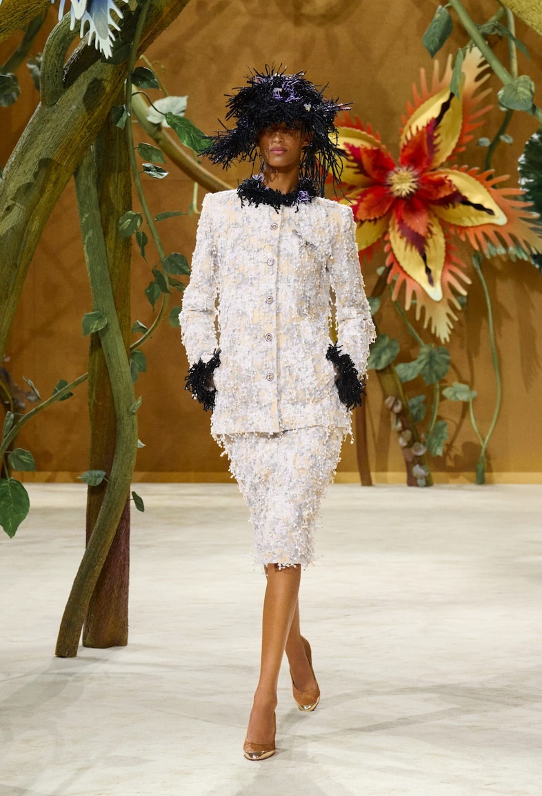 Matthieu Blazy’s Chanel Haute Couture Was a Fairytale