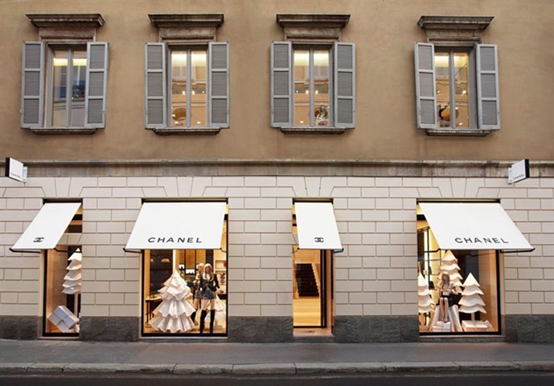 The new Chanel boutique in Via Sant&#39;Andrea, Milan