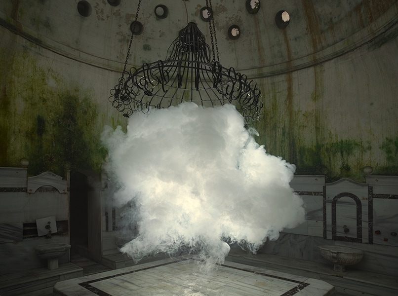 Berndnaut Smilde, Nimbus Cukurcuma Hamam I, 2012