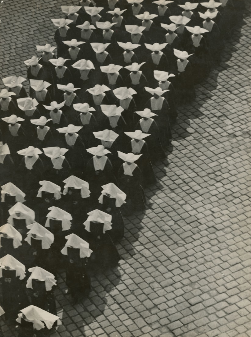 Procession, Ern&#246; Vadas, Budapest, 1934 Silver gelatin print,