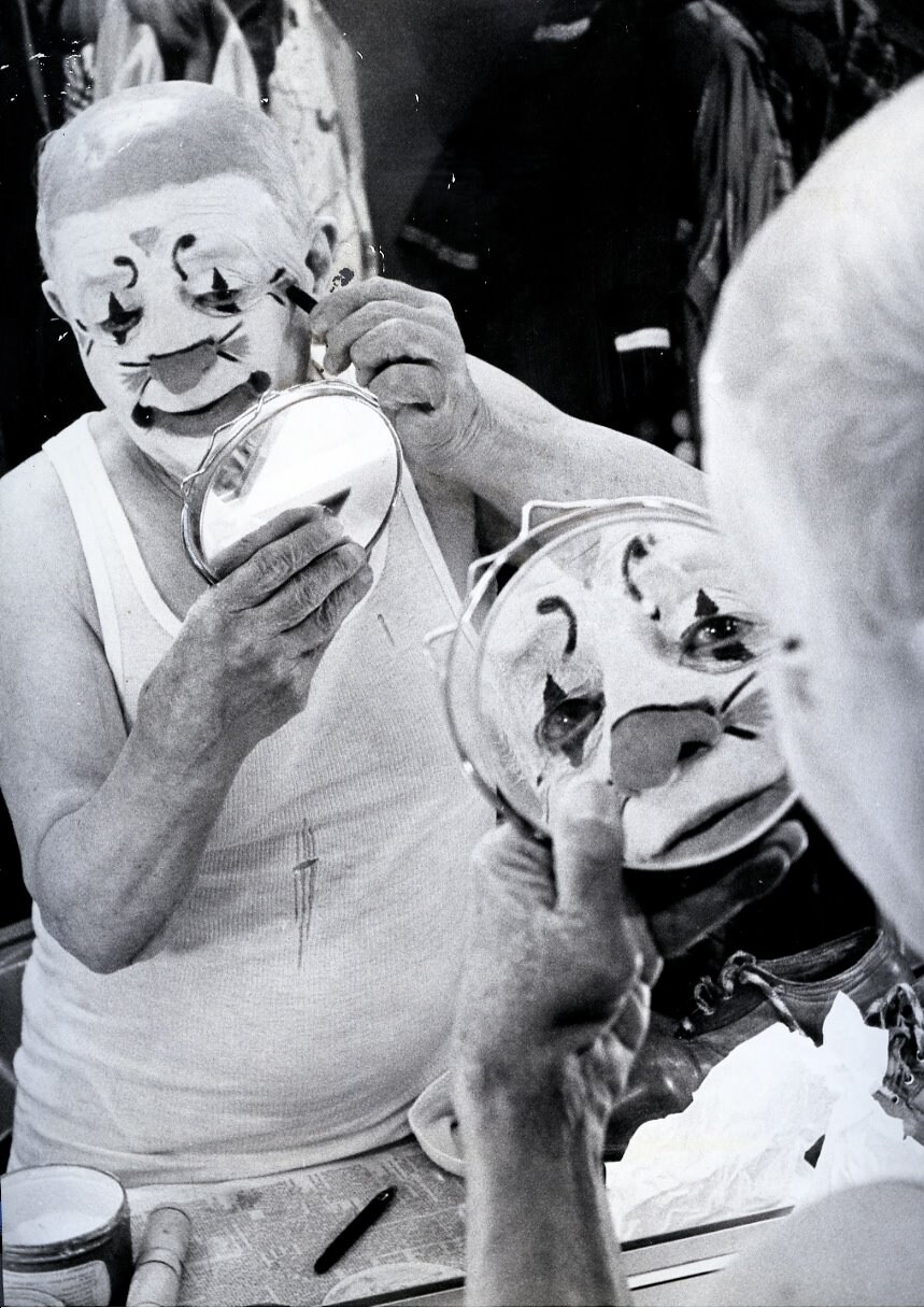 Former acrobat, wire-walker and tumbler, Al Ackerman on the 