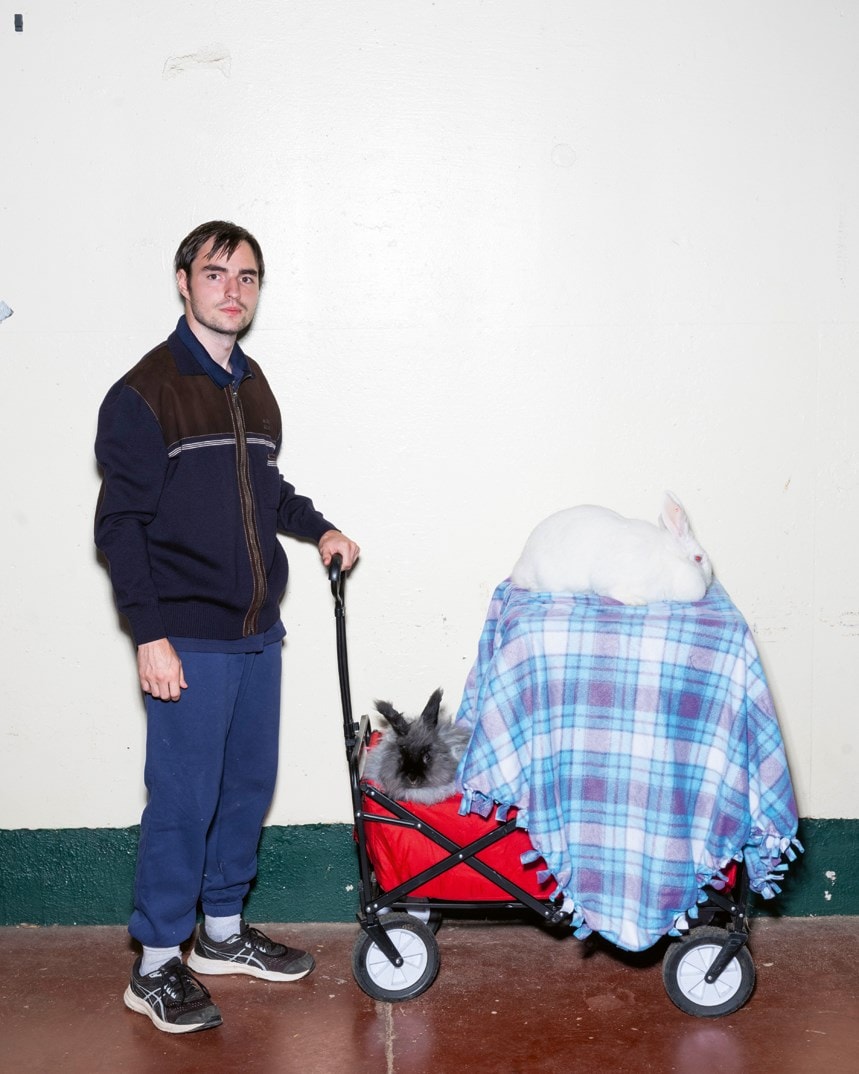 ManII04_COV4_AlecSoth_EllieGraceCumming_16