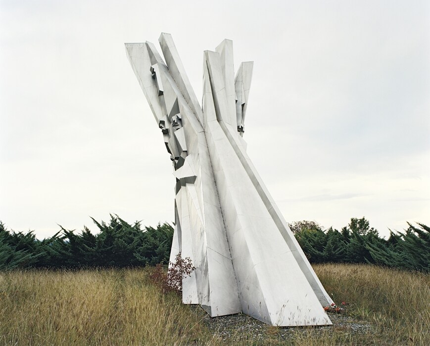 Spomenik #22 (Ostra), Jan Kempenaers, 2009