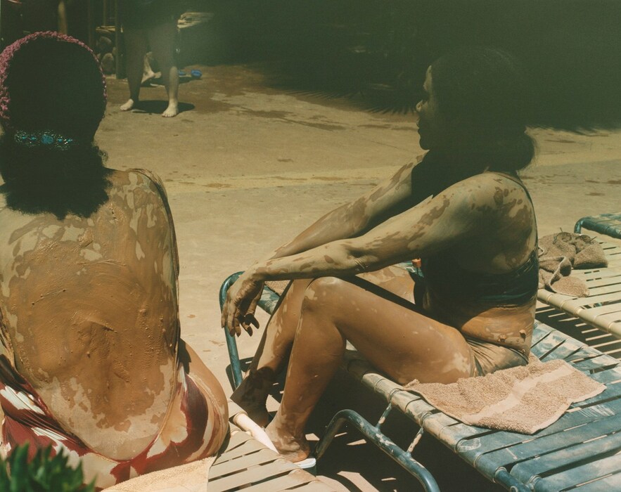 satellite_29_2009-10_c-print_38X42cm
