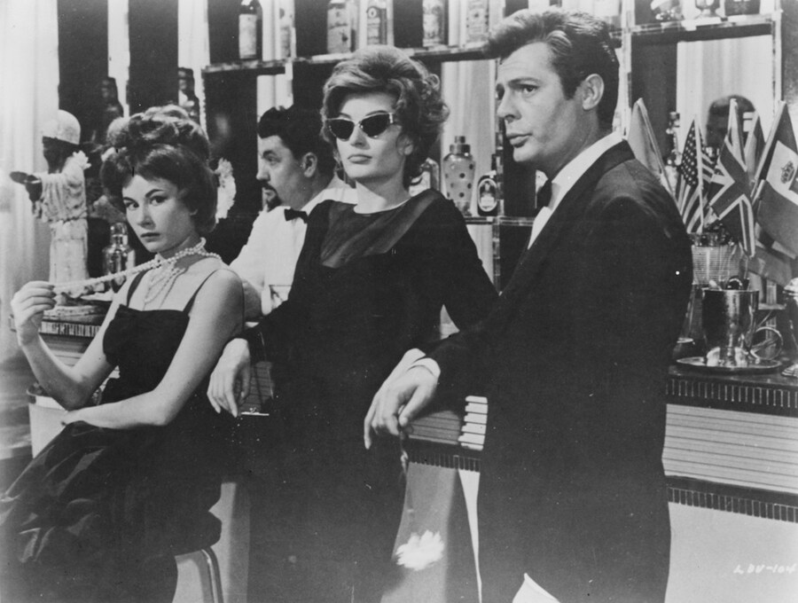 Anouk Aim&#233;e and Marcello Mastroianni in La dolce vita (The S
