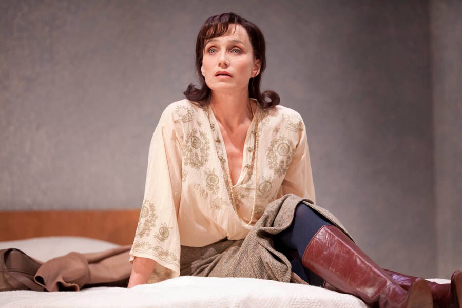 Kirstin Scott Thomas as Emma