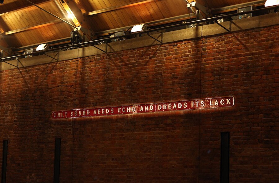 Blood and Custard - Darren Almond (2005)