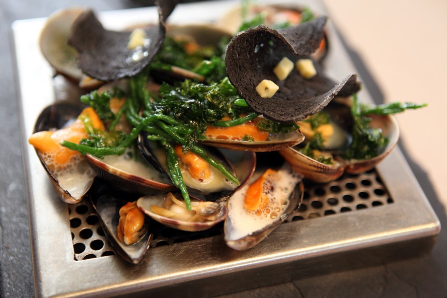 Club Gascon Clams and Mussels