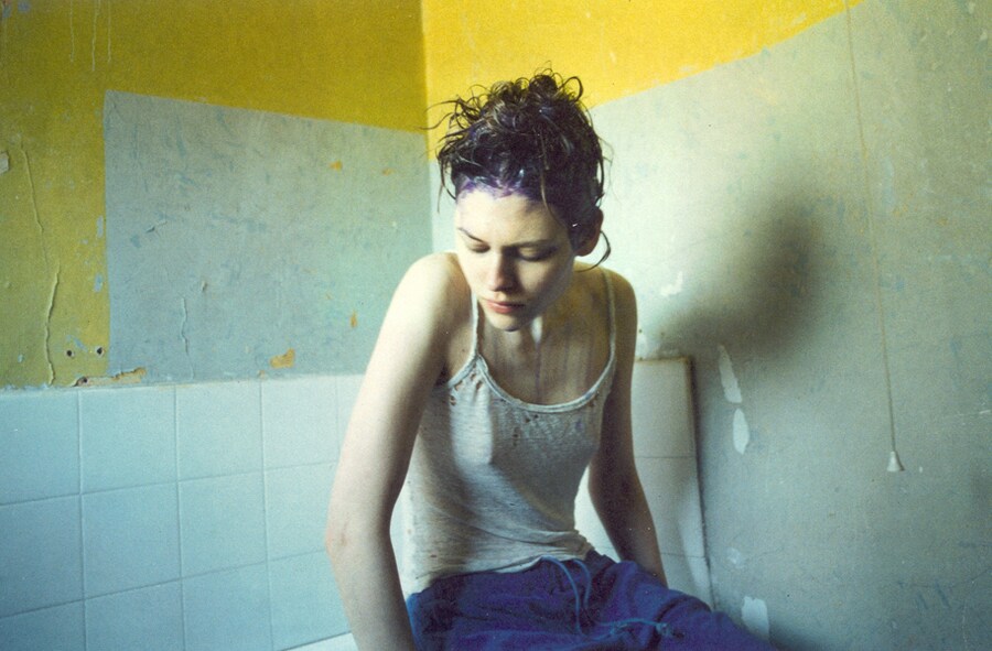 Tania Colouring her hair, 1995