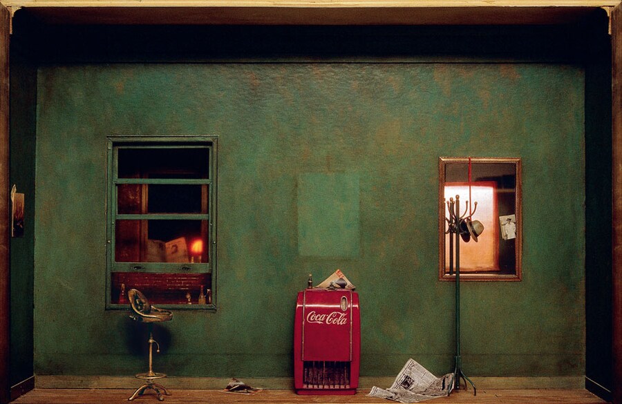 Manhattan III (green wall), 2000