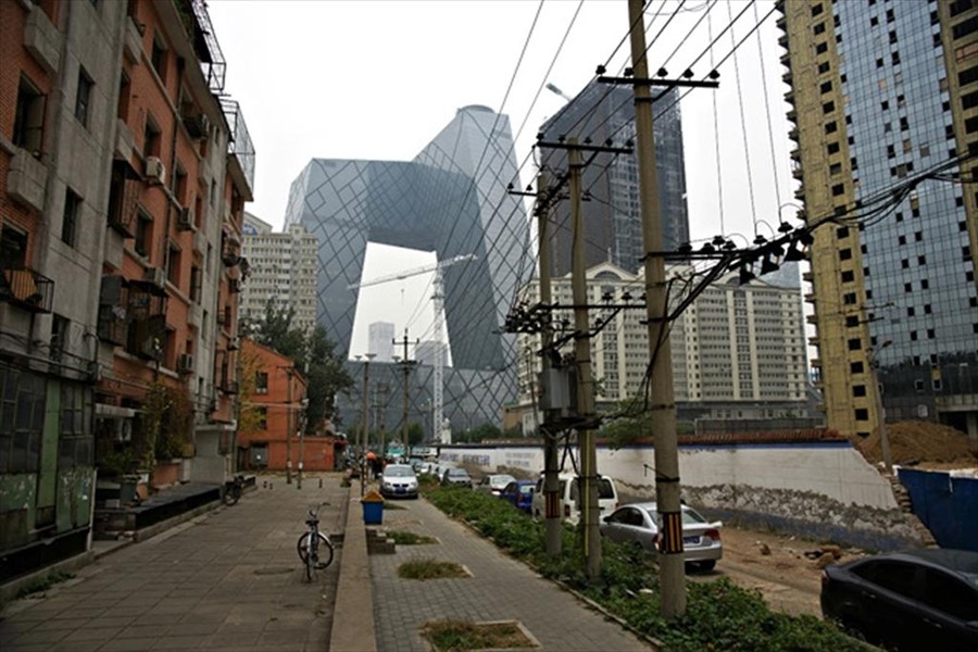 OMA&#39;s CCTV building, Beijing, 2010