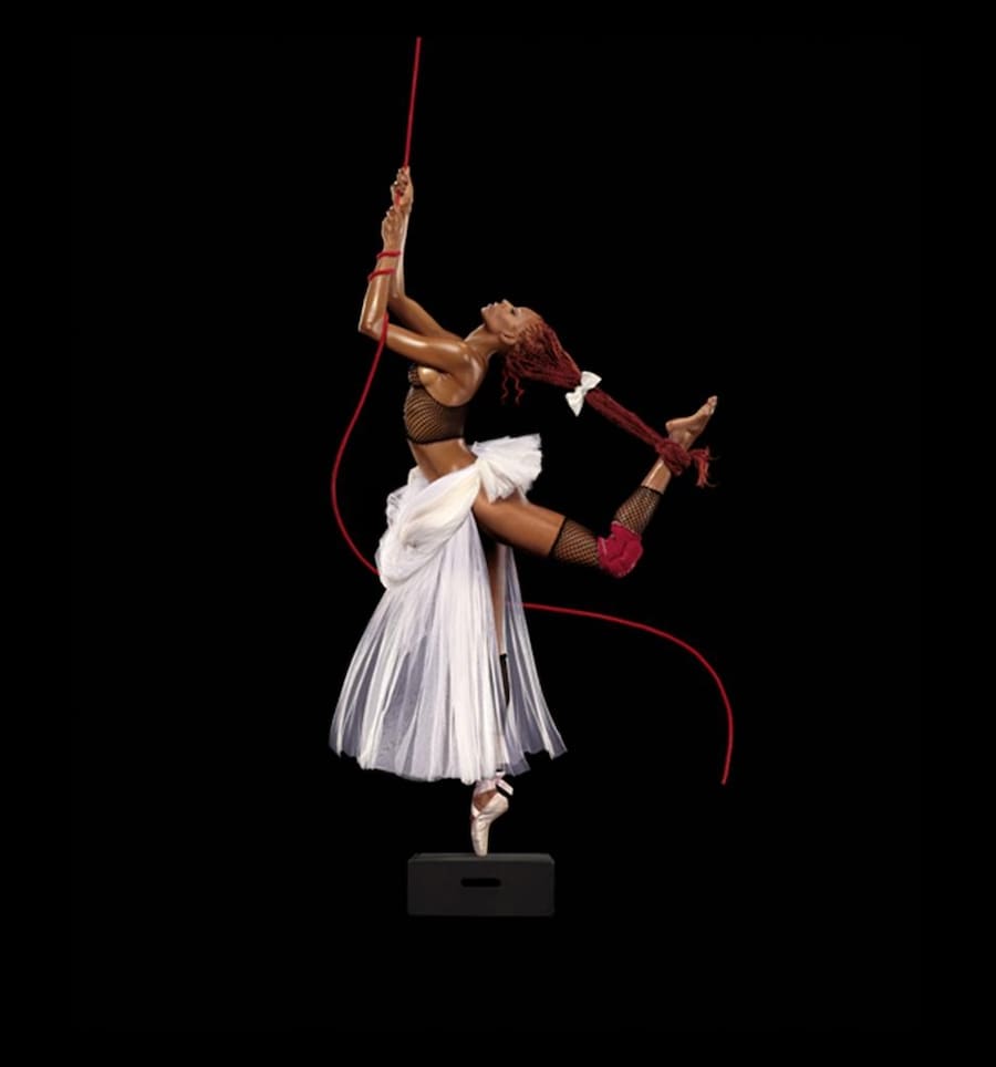 Galeries Lafayette : Danse avec la mode (Mia frye), 2008