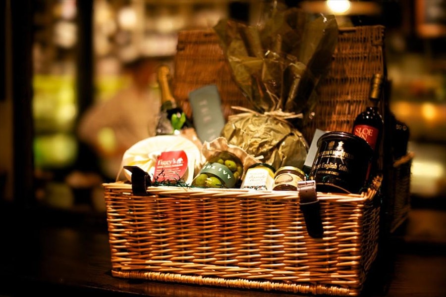 The Ivy hamper