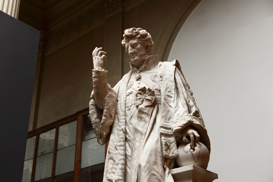 Viktor &amp; Rolf A/W12